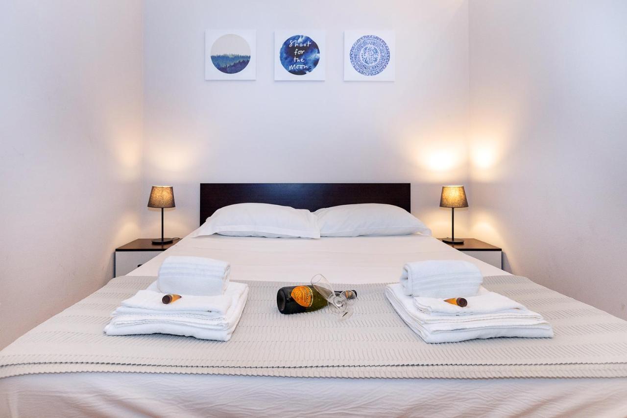 Stesicoro Exclusive Rooms Катанія Екстер'єр фото